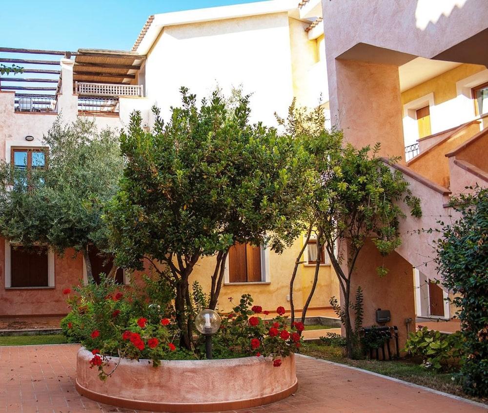 Residence Olimpo Santa Teresa Gallura Bagian luar foto
